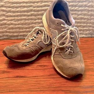 N e w  B a l a n c e    I    Women’s shoes size 8